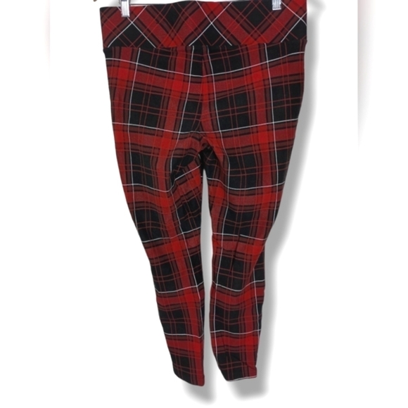 Torrid Premium Ponte Stretch Pull-On Pixie Pant in Red Plaid - Picture 6 of 8